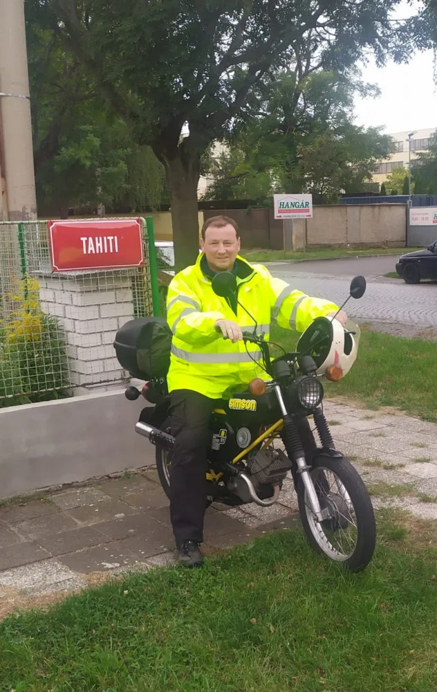 Světoběžník projel na motorce skoro celý svět, přitom nepřekročil hranice republiky