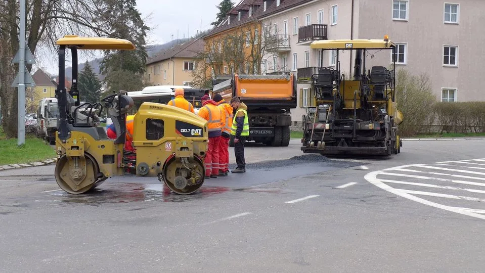 Opravuje se například i v Šumavské ulici