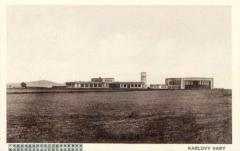 Celkový pohled na nově vybudované Letiště Karlovy Vary. 1931