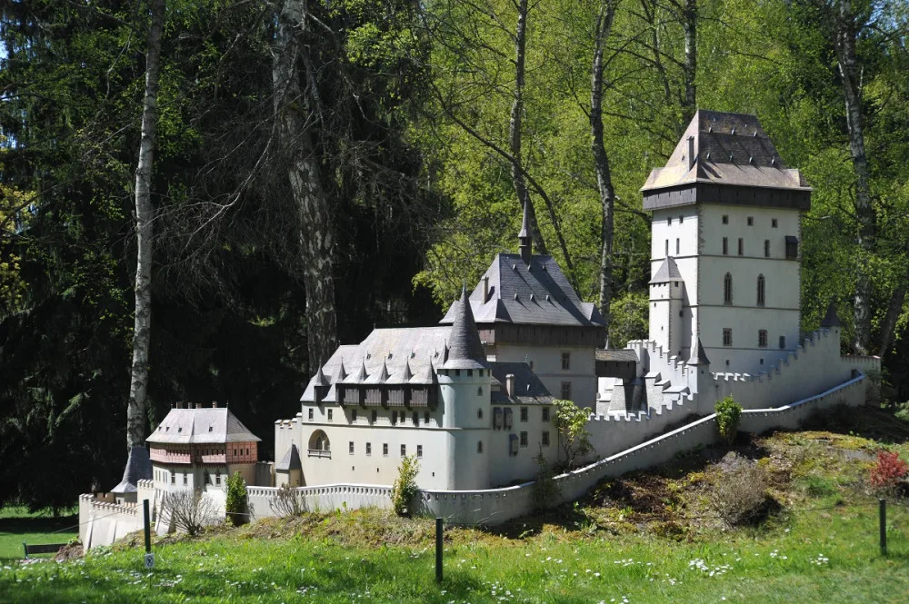 model Karlštejna