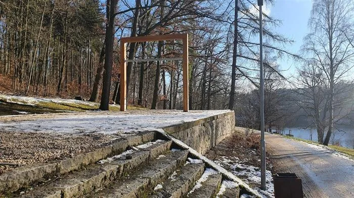 Cheb má novou atrakci, mega houpačku