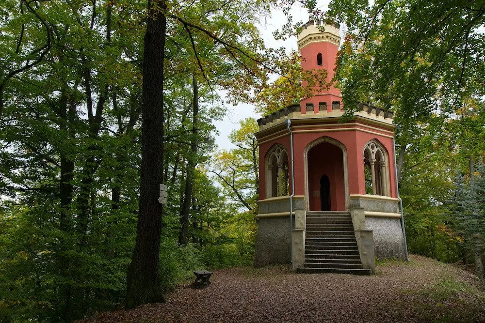 Karlovy Vary budou znovu hledat dodavatele oprav vyhlídky Karla IV.