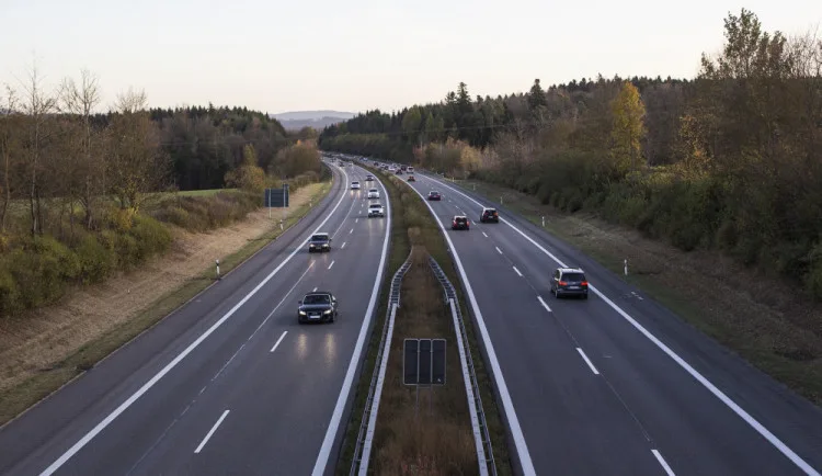 Stát připravuje další úsek D6 v Karlovarském kraji zhruba za tři miliardy korun