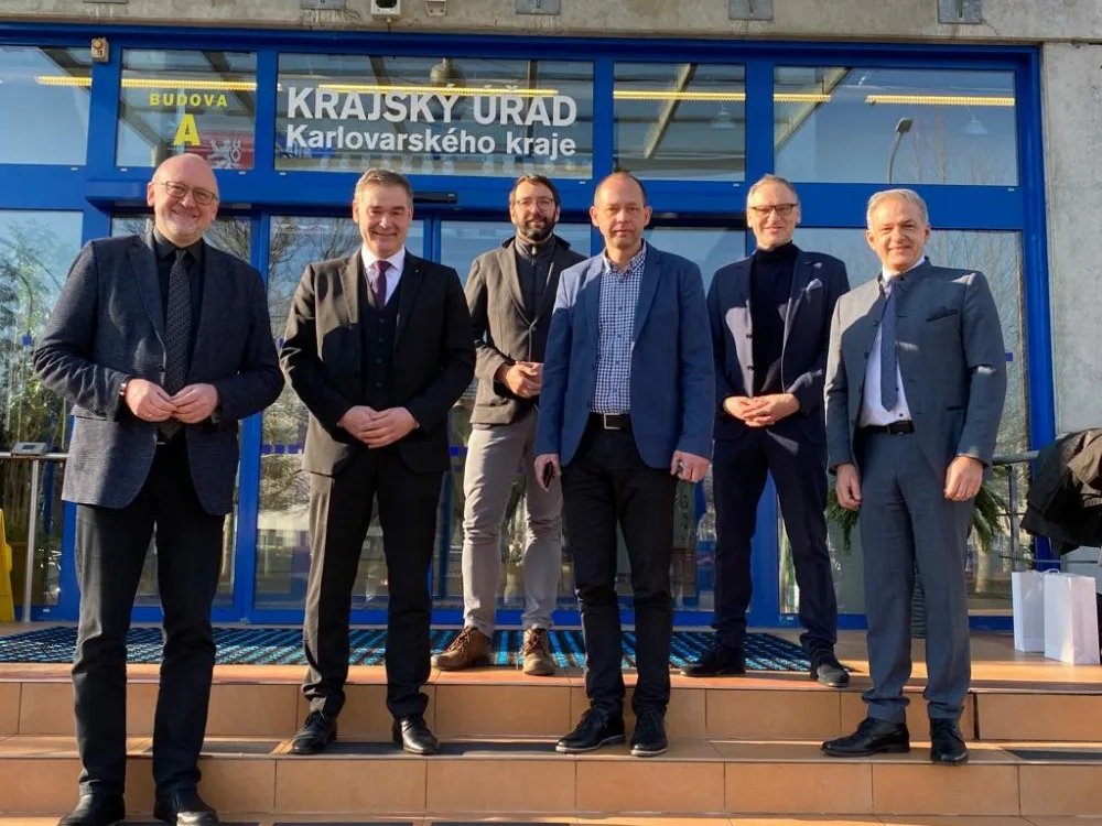Vedení Karlovarského kraje řešilo s německými partnery dostavbu dálničního propojení i spolupráci záchranářů