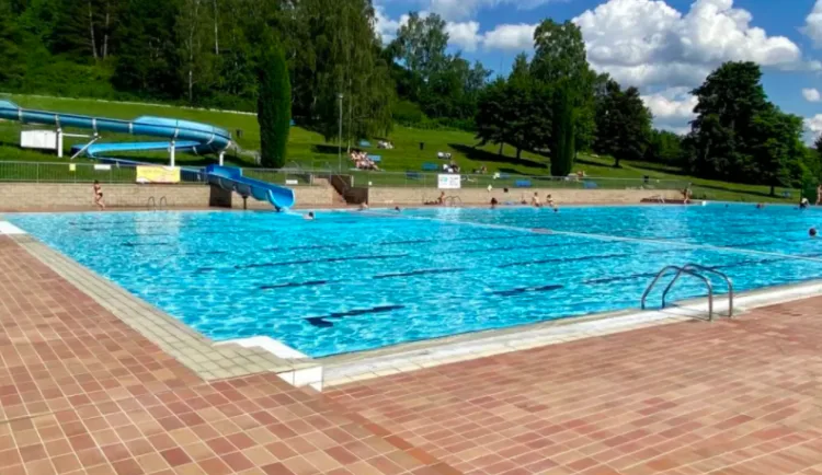 Koupaliště v Ostrově