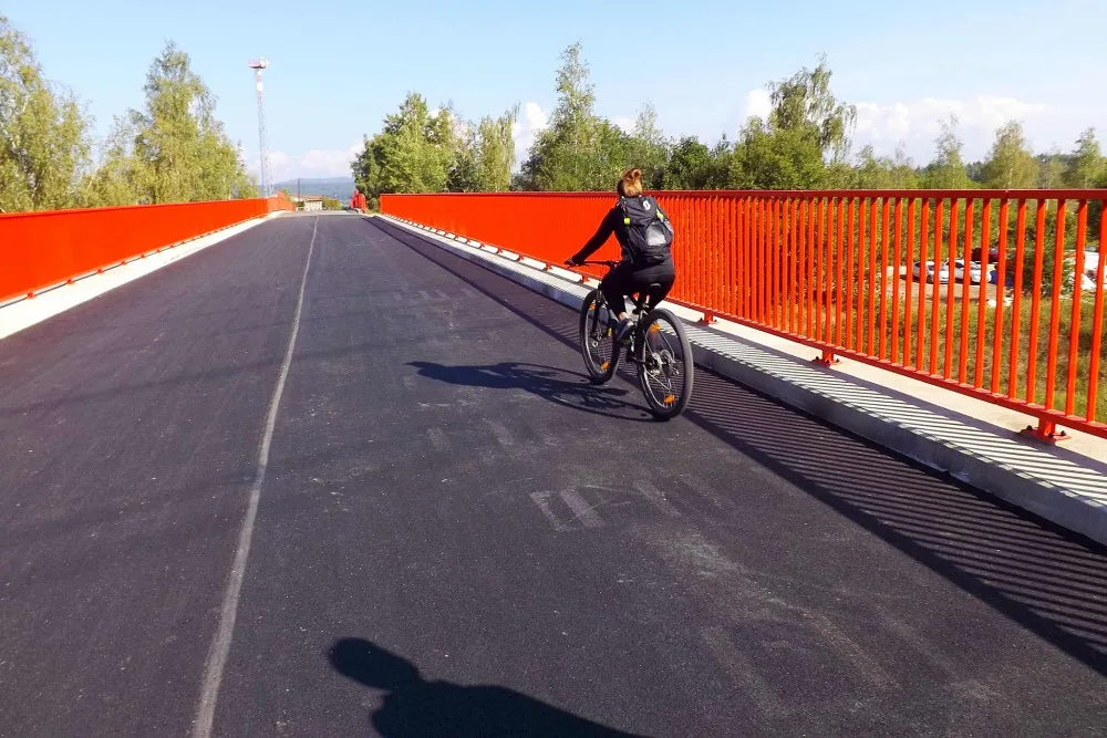 Skončila rekonstrukce druhého z Antonínských mostů za 25 milionů korun, využívat ho mohou chodci i cyklisté