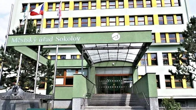 Sokolov řeší, jak opravit vytíženou silnici uprostřed města, která patří kraji