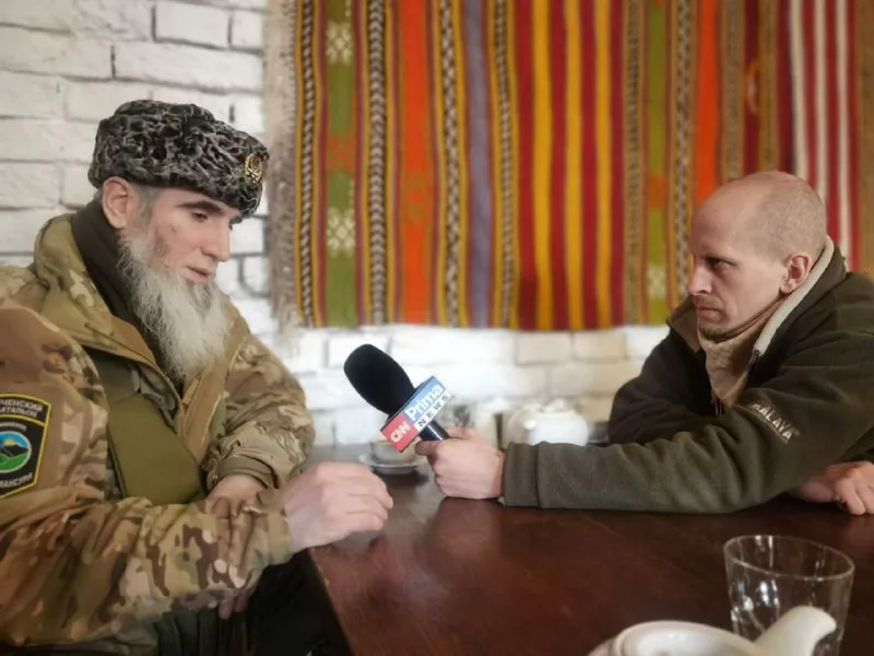 Převzetí moci v Rusku nehrozí. Nikdo nemá sílu na svrhnutí Putina, říká novinář a publicista Matyáš Zrno.