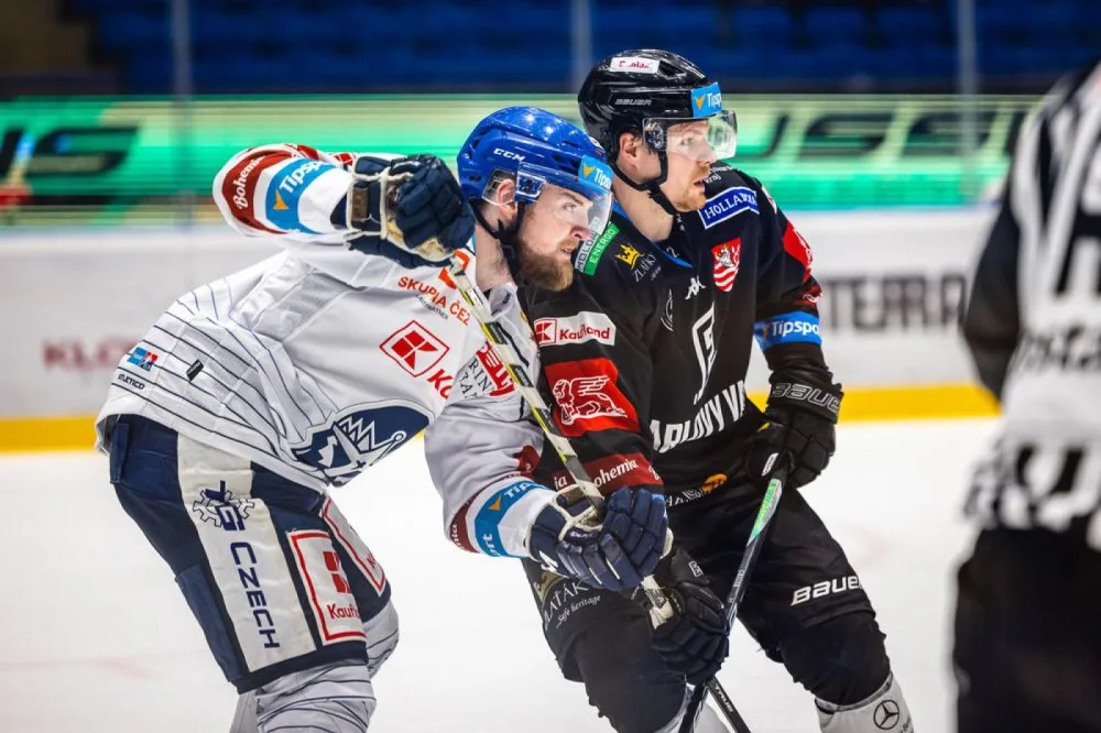 Hokejisté Karlových Varů prohráli v Kladně 4:5, v předkole vyzvou Olomouc