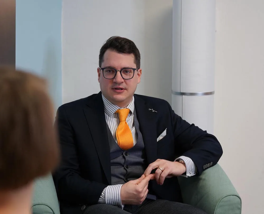 Nové návykové látky potřebují především regulovat. Zákaz by přinesl negativní důsledky, říká adiktolog.