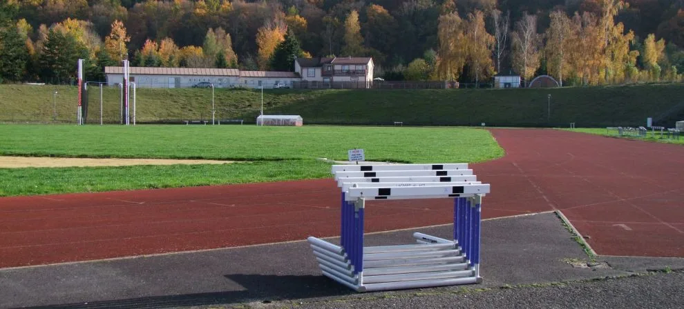 size4-16678342884573-239-karlovy-vary-se-vrhaji-na-rekonstrukci-atletickou-stadionu