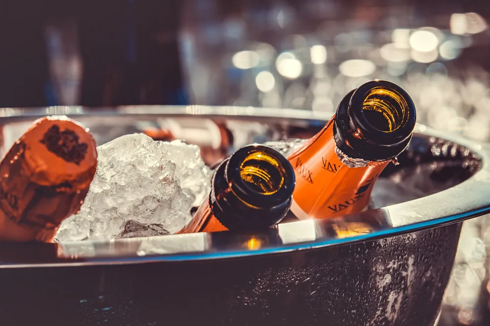 Dejte si pozor, jestli skutečně pijete prosecco, varují inspektoři z Brna
