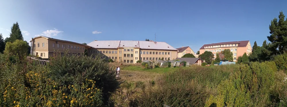 Kraj se chce zbavit bývalého dětského domova v Toužimi. Objekt nabízí k prodeji