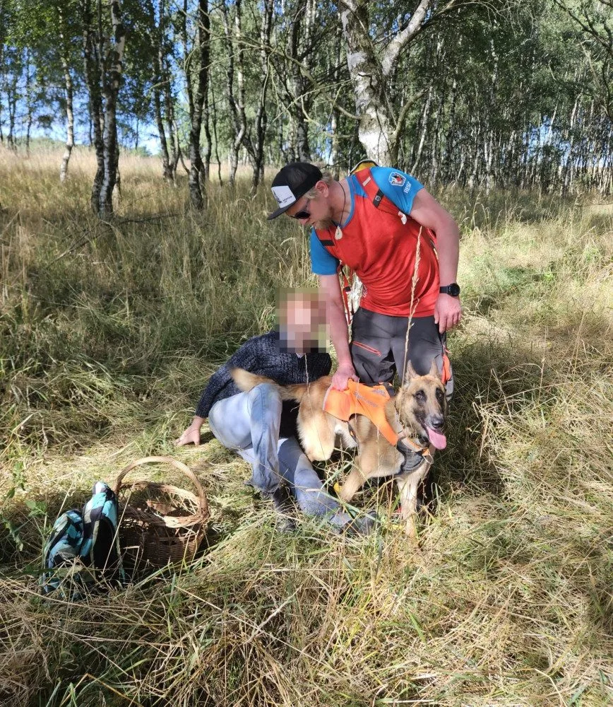 Horští záchranáři pátrali v Krušných horách po zraněné houbařce, neuměla česky a v oblasti se nevyznala