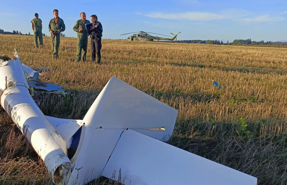 Pilot nepřežil pád větroně na Karlovarsku, tento týden je to už čtvrtá oběť letecké nehody