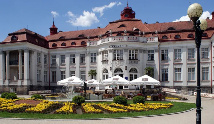 O možném spojení Alžbětiných lázní a řetězce Hilton se má rozhodnout v listopadu
