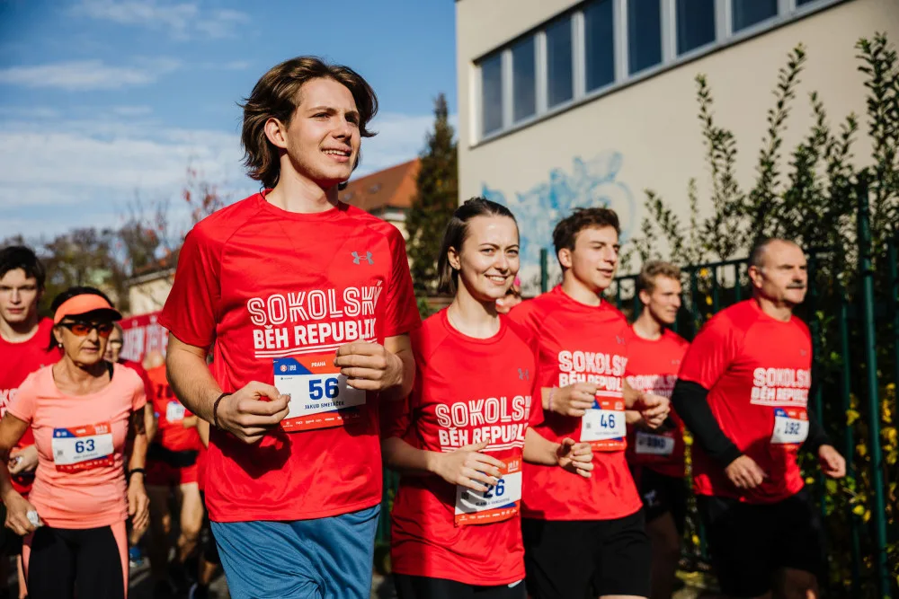 Státní svátek oslavte pohybem na 78 závodech Sokolského běhu republiky