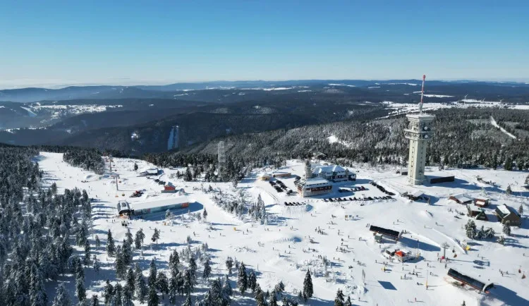 Skiareál Klínovec letos zdražovat skipasy nebude, novinky neplánuje