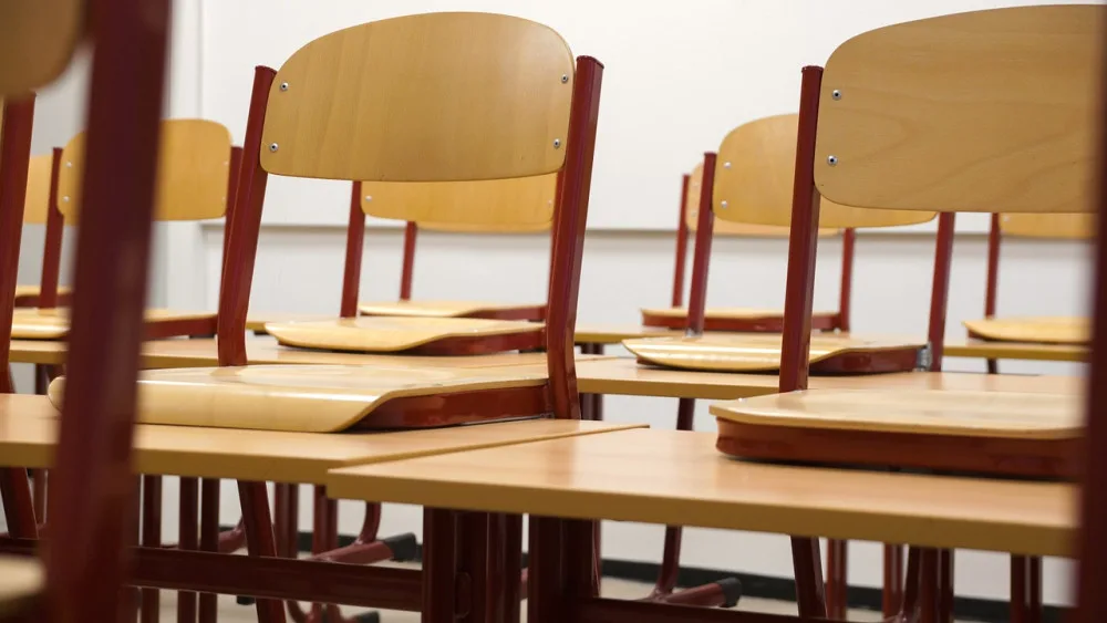 Karlovarský kraj nechá zmapovat, proč část studentů nedokončí střední školu
