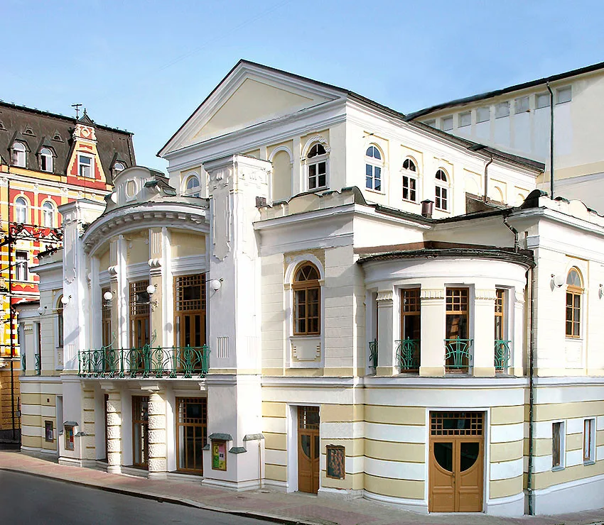 Mariánské Lázně letos opraví vestibul s šatnami v městském divadle