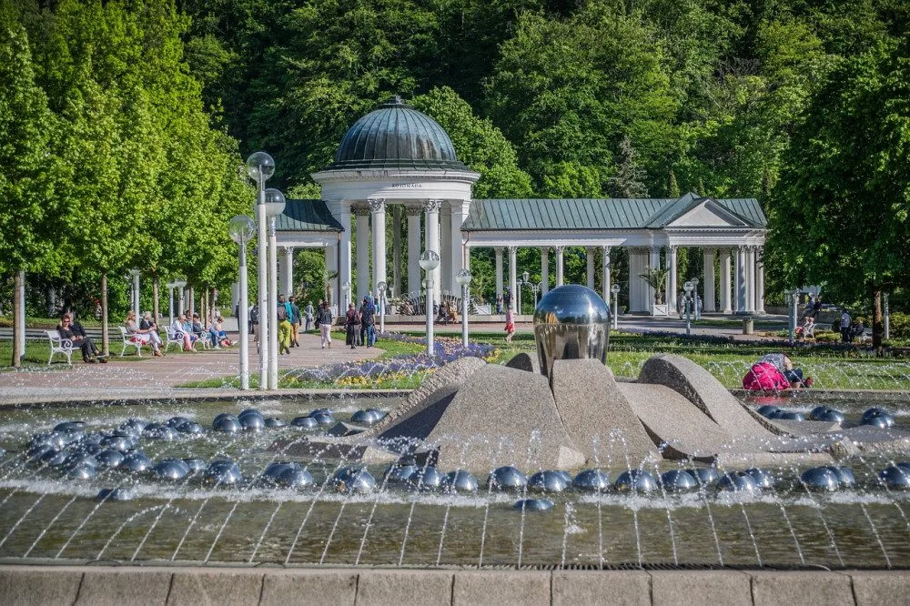 Mariánské Lázně zahájí opravu zpívající fontány za jejího provozu