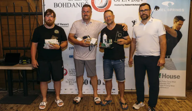 Golfresort Lázně Bohdaneč hostil jeden z nejprestižnějších turnajů v Česku. Doplnila ho show skupiny Queenie