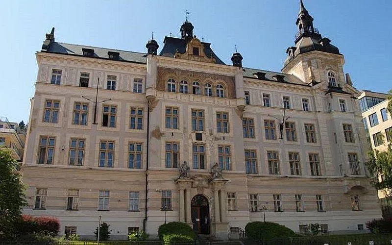 Karlovarský kraj má opět pobočku krajského soudu