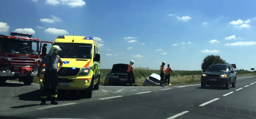 Na křižovatce se stala řada vážných nehod