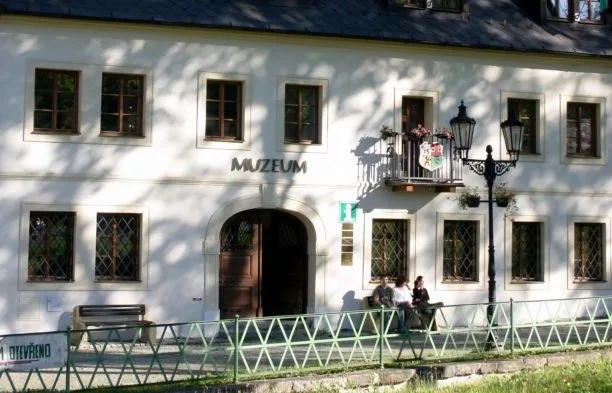 Horní Slavkov přesune muzeum a rozšíří základní uměleckou školu