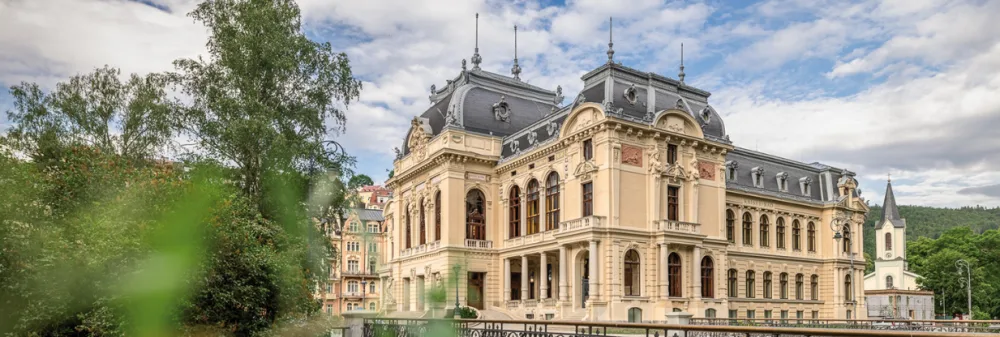 Karlovarský kraj nemůže sehnat repliky koupelen do Císařských Lázní