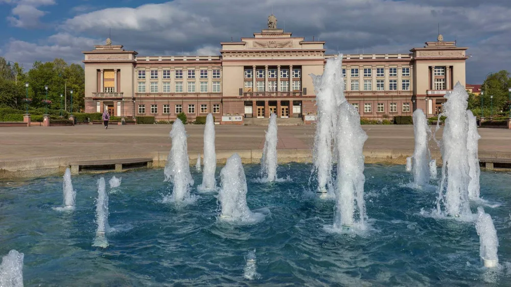 V Ostrově začíná přestavba kulturního domu na kulturní a kreativní centrum