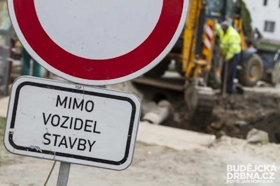 Cheb letos začne s opravou Kamenné ulice, pokračovat bude i Lesní ulici