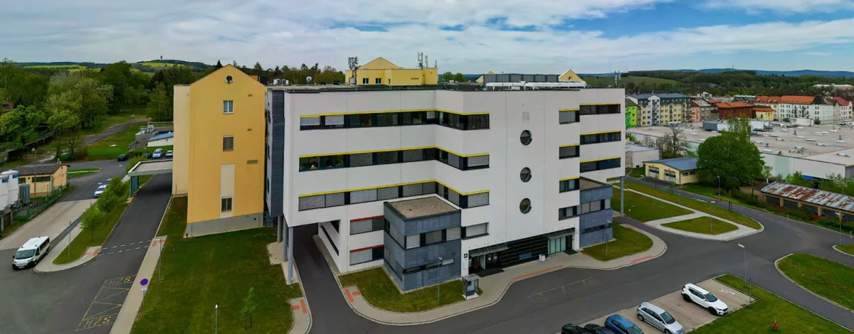 Karlovarský kraj doplnil představenstvo krajských nemocnic o dva nové ředitele