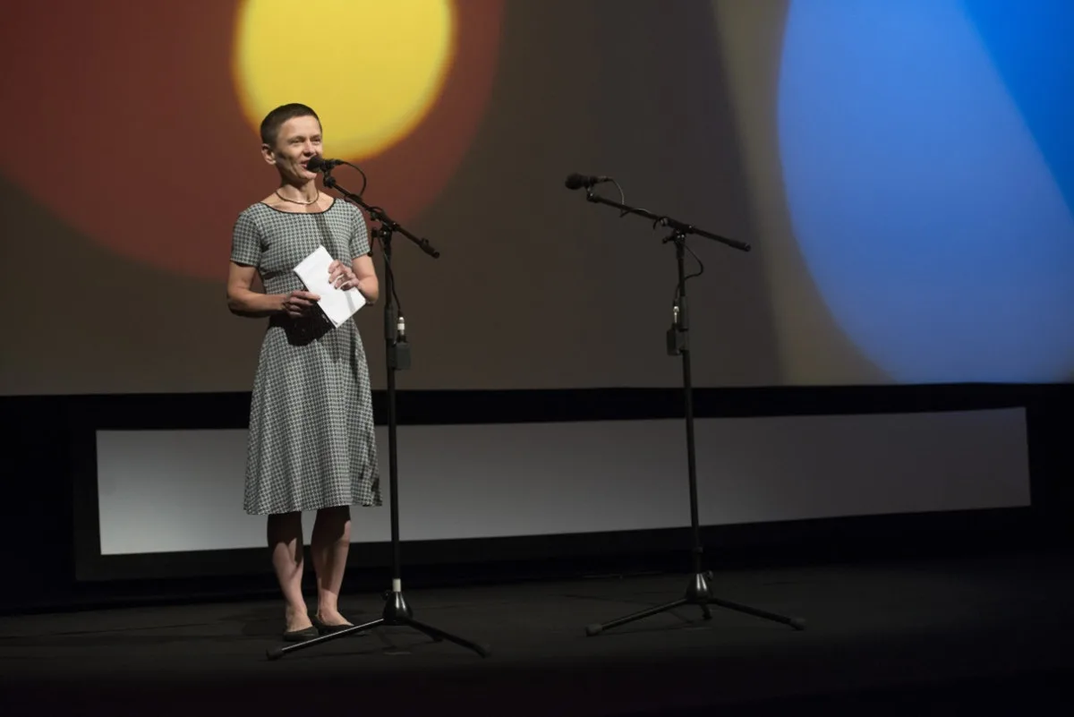 Tlumočník netlumočí slova, ale myšlenku, říká tlumočnice karlovarského festivalu. Foto: Se svolením KVIFF