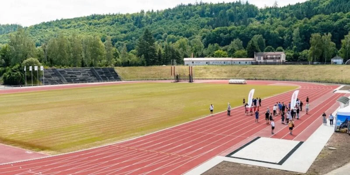 Karlovy Vary modernizují několik sportovních areálů zároveň.