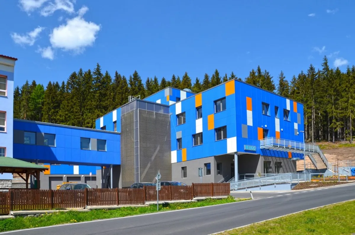 Karlovarský kraj plánuje rozšíření hospice v Nejdku za 120 milionů korun.