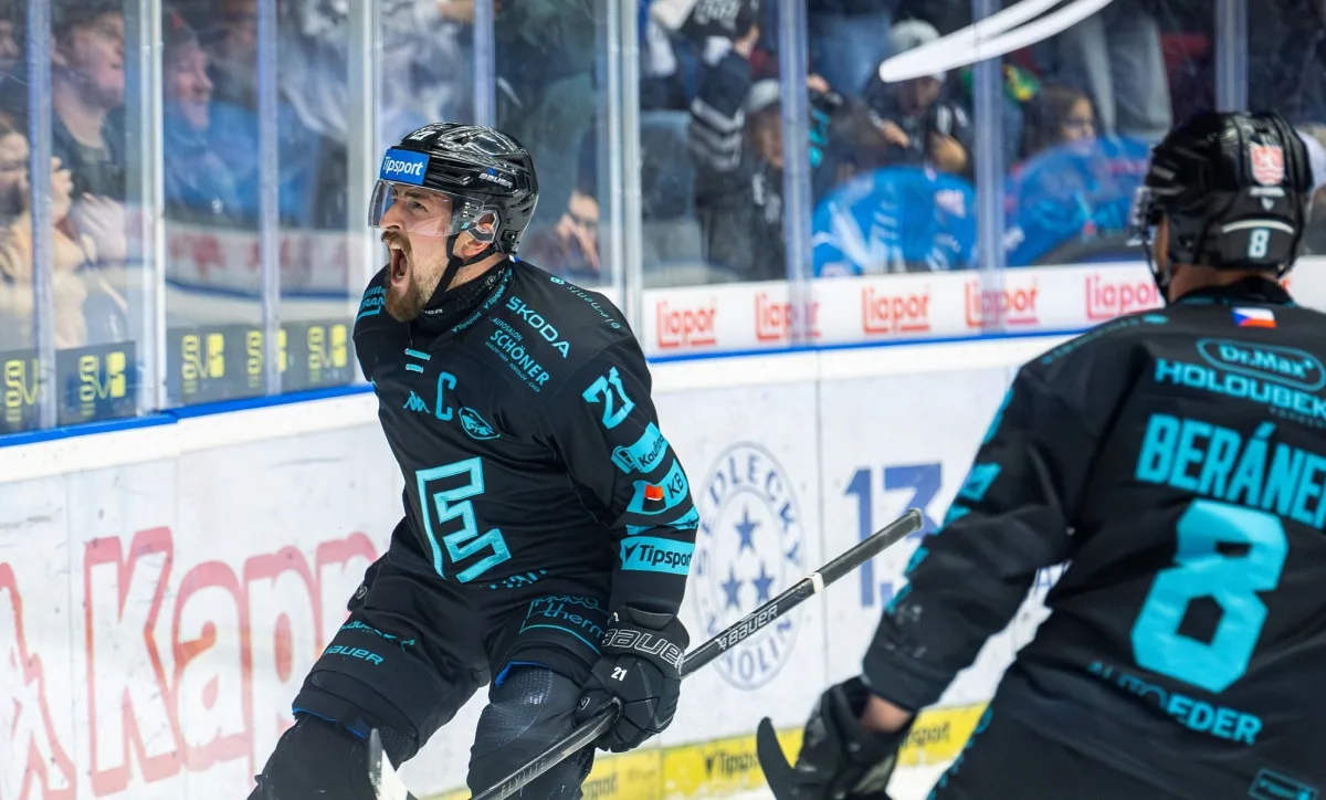 Hokejisté Karlových Varů porazili Kometu 3:2 a zabrali po dvou porážkách. Foto: Se svolením HC Energie Karlovy Vary