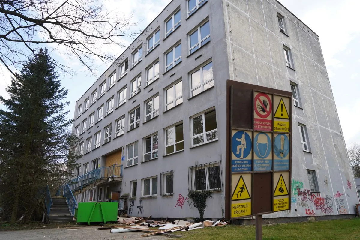 Budova bývalé hygieny v Sokolově. Foto: Se svolením SUAS Group