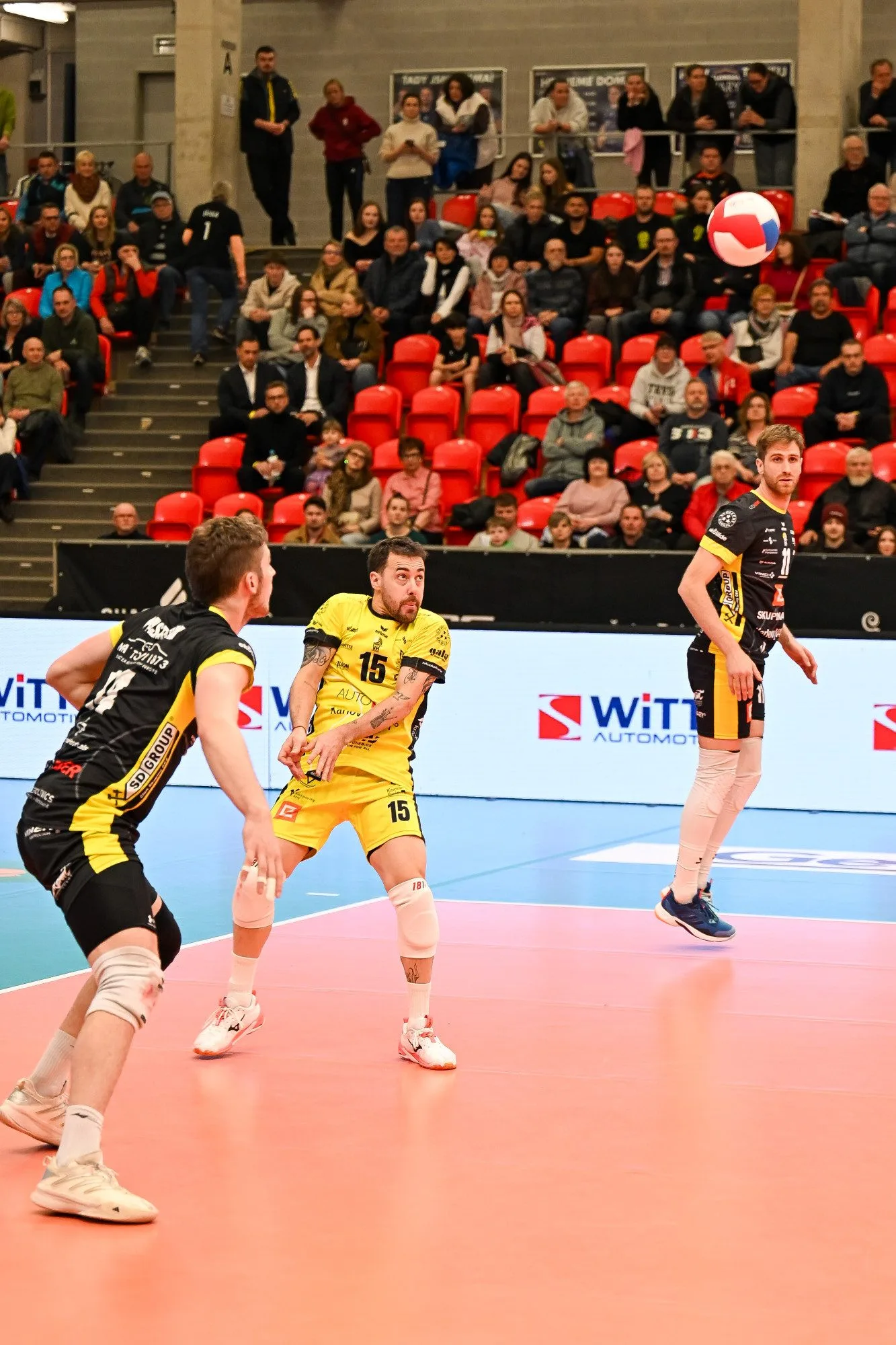 Karlovarsko bez zaváhání smetlo soupeře a míří do semifinále.