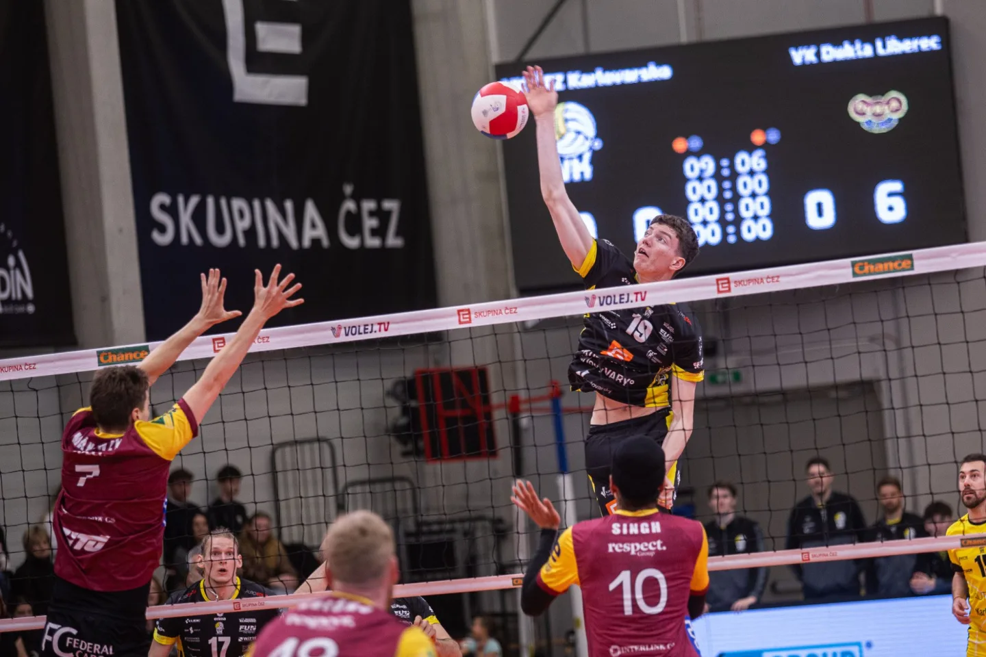 FOTO: Třetí semifinálový zápas a třetí výhra pro Karlovarsko, které si zahraje finále