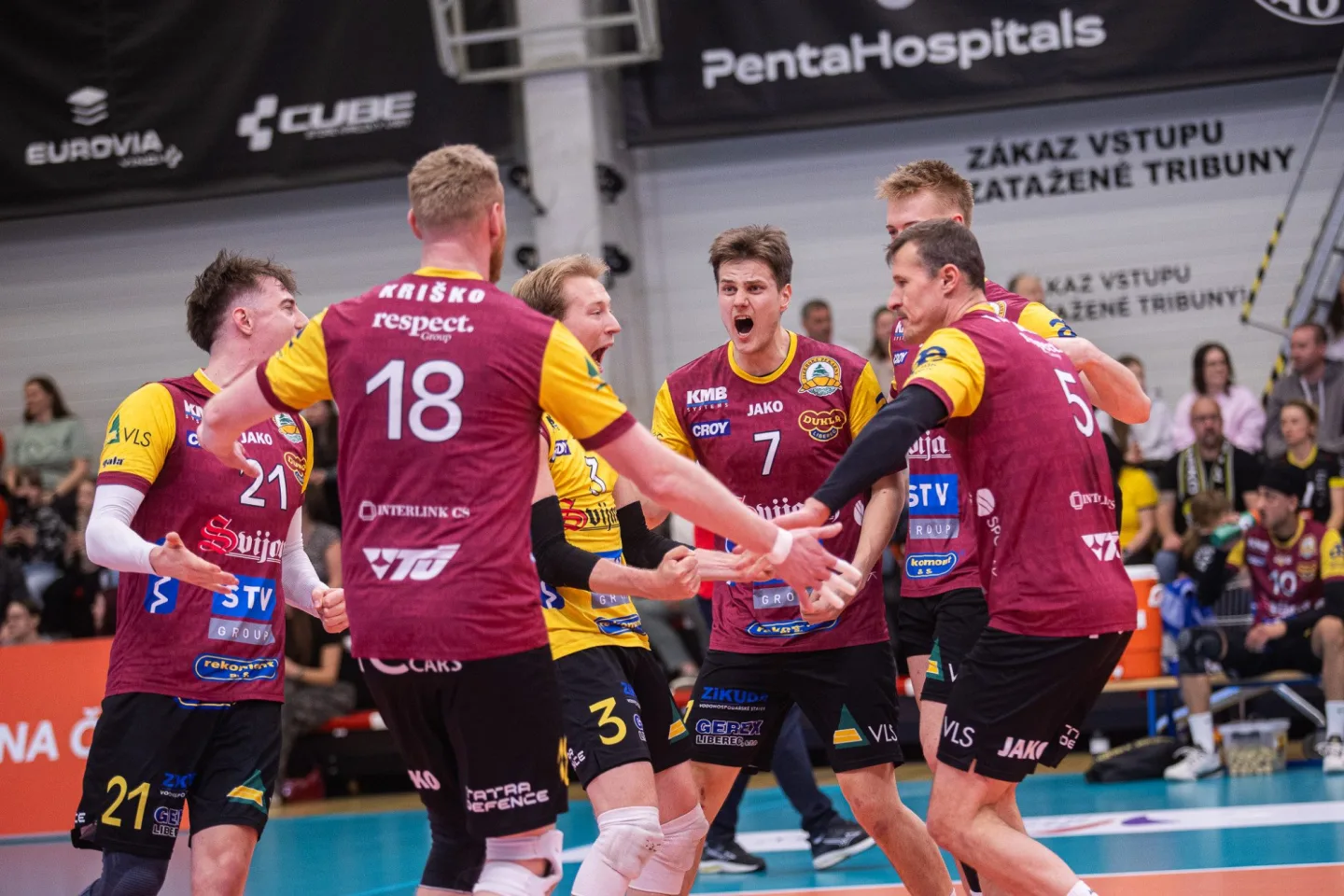 FOTO: Třetí semifinálový zápas a třetí výhra pro Karlovarsko, které si zahraje finále