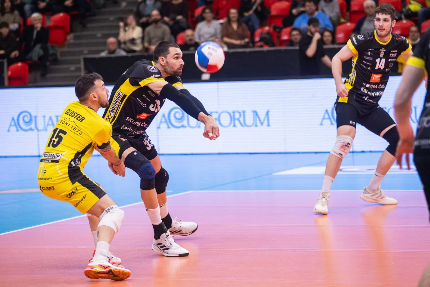 FOTO: Třetí semifinálový zápas a třetí výhra pro Karlovarsko, které si zahraje finále
