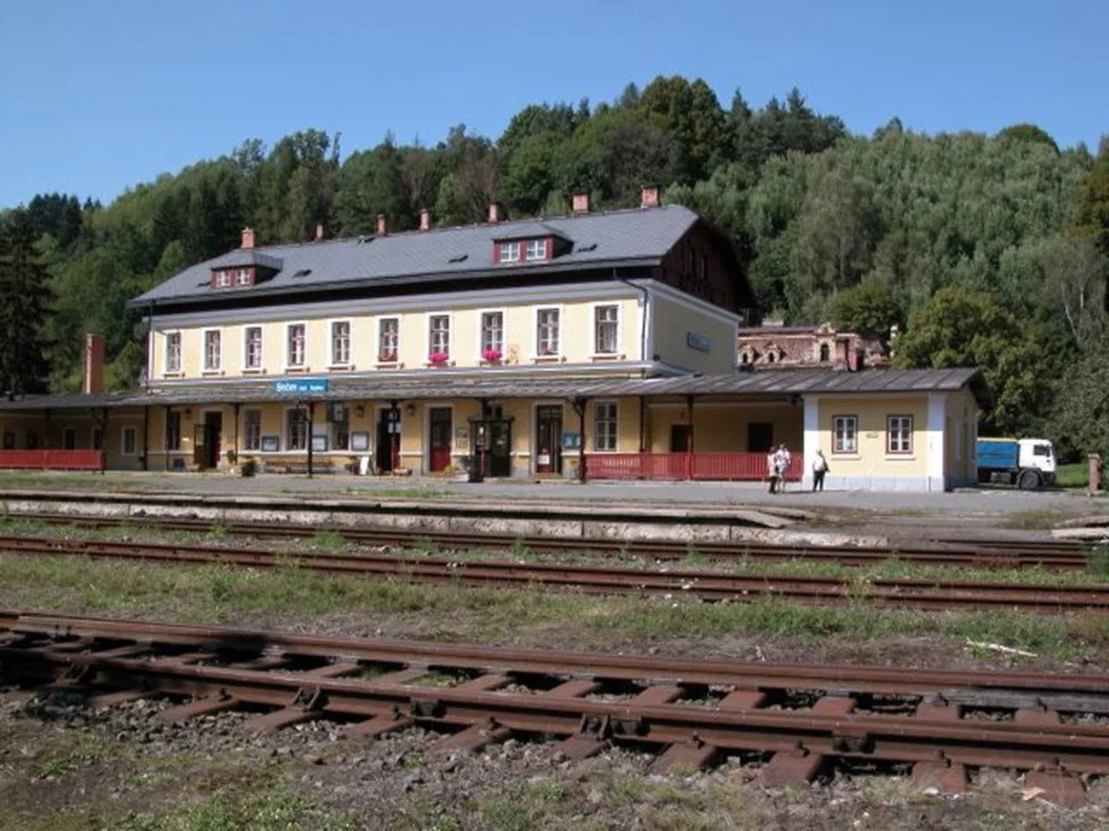 Nádraží v Bečově nad Teplou. Foto: Město Bečov nad Teplou