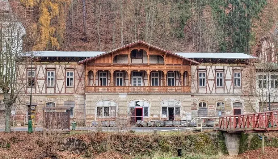 Spolek chce získat dotaci na obnovu lázeňského areálu v Kyselce na Karlovarsku