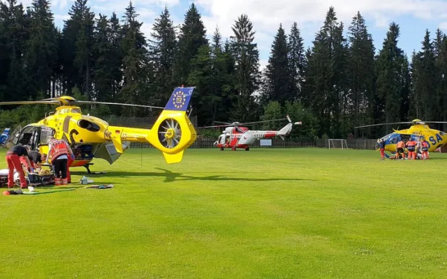 FOTO: Na trať se po tragické srážce vlaků opět vrátil provoz