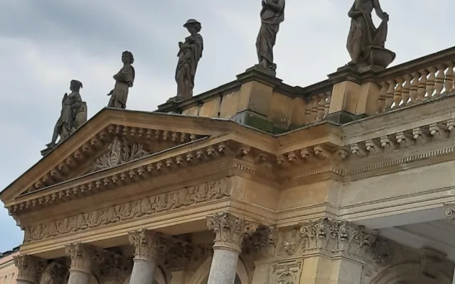 Opravě Mlýnské kolonády koronavirová krize