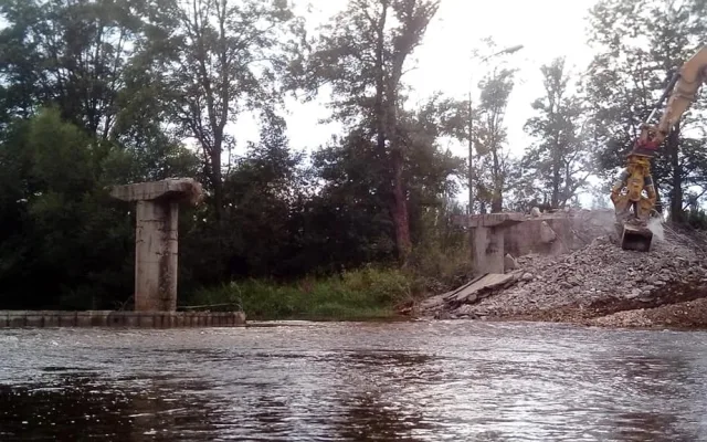 V Sokolově začala demolice hlavní části Krejcarové lávky