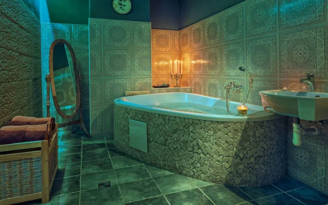 Potřebujete zahnat podzimní splíny?              V CENTRU BABYLON a WELLNESS HOTELU BABYLON se dokonale uvolníte