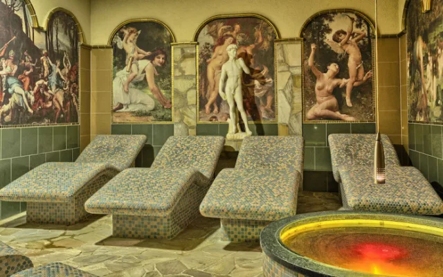 Potřebujete zahnat podzimní splíny?              V CENTRU BABYLON a WELLNESS HOTELU BABYLON se dokonale uvolníte