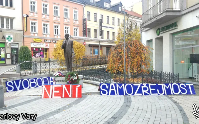 Vzkaz obyvatel Karlovarského kraje: Svoboda není samozřejmost